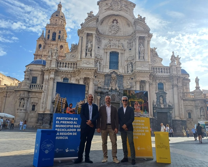 La Comunidad y Ecoembes lanzan una campaña para integrar el reciclaje en la vida cotidiana de los murcianos