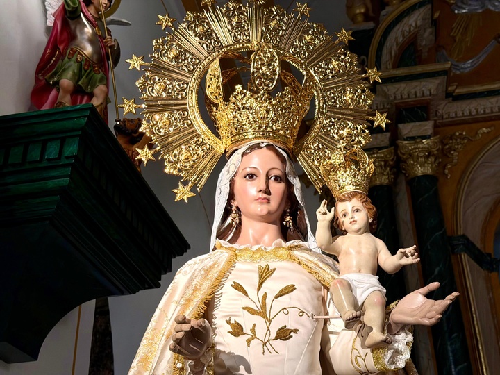 La Virgen del Rosario vuelve a Puerto Lumbreras tras su restauración para las fiestas patronales