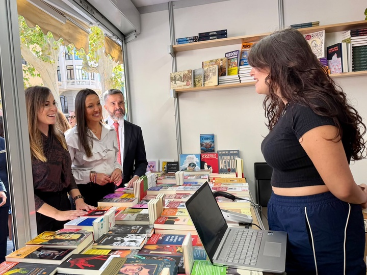 La Feria del Libro de Murcia inicia su programación con 1.000 autores y más de 100 actividades hasta el 18 de octubre