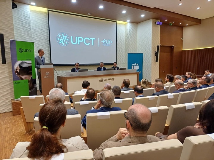 El Libro Blanco de la UPCT busca vincular la investigación universitaria con el sector industrial en la Región